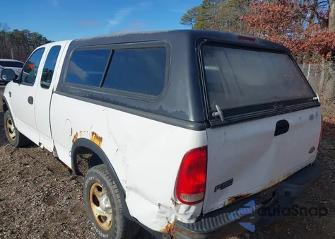 2003 Ford F-150 Lariat/Xl/Xlt из США, поврежденный, VIN 2FTRX18W43CA62452